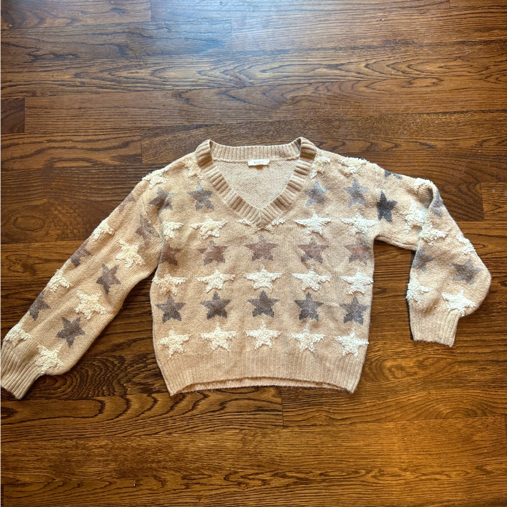 Tan Star Sweater with V neck